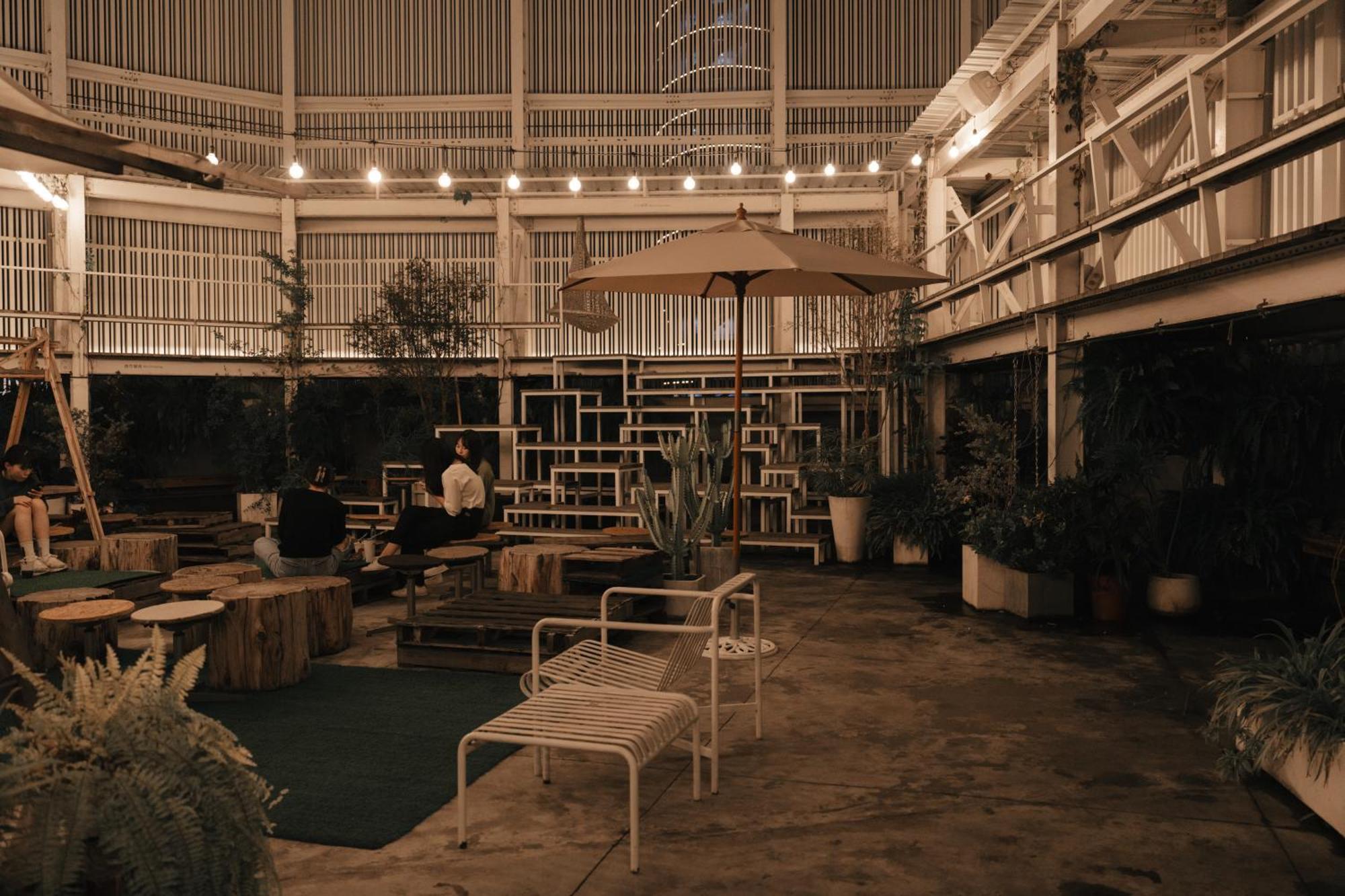Norden Ruder Hostel Taichung Eksteriør billede